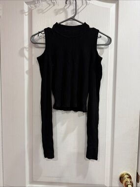 H&M Black Cold-Shoulder Ribbed Long Sleeve Top